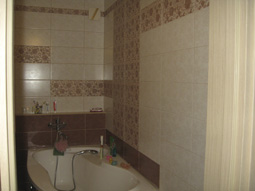 Ванная комната в коричневых и бежевых тонах